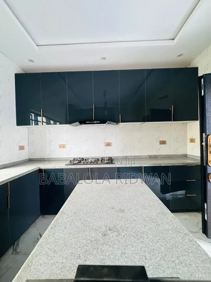 4bdrm Duplex in Carlton Gate, Akobo for sale