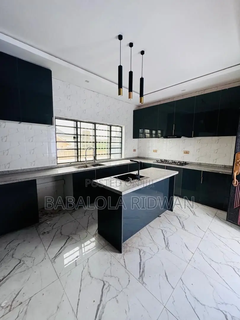4bdrm Duplex in Carlton Gate, Akobo for sale