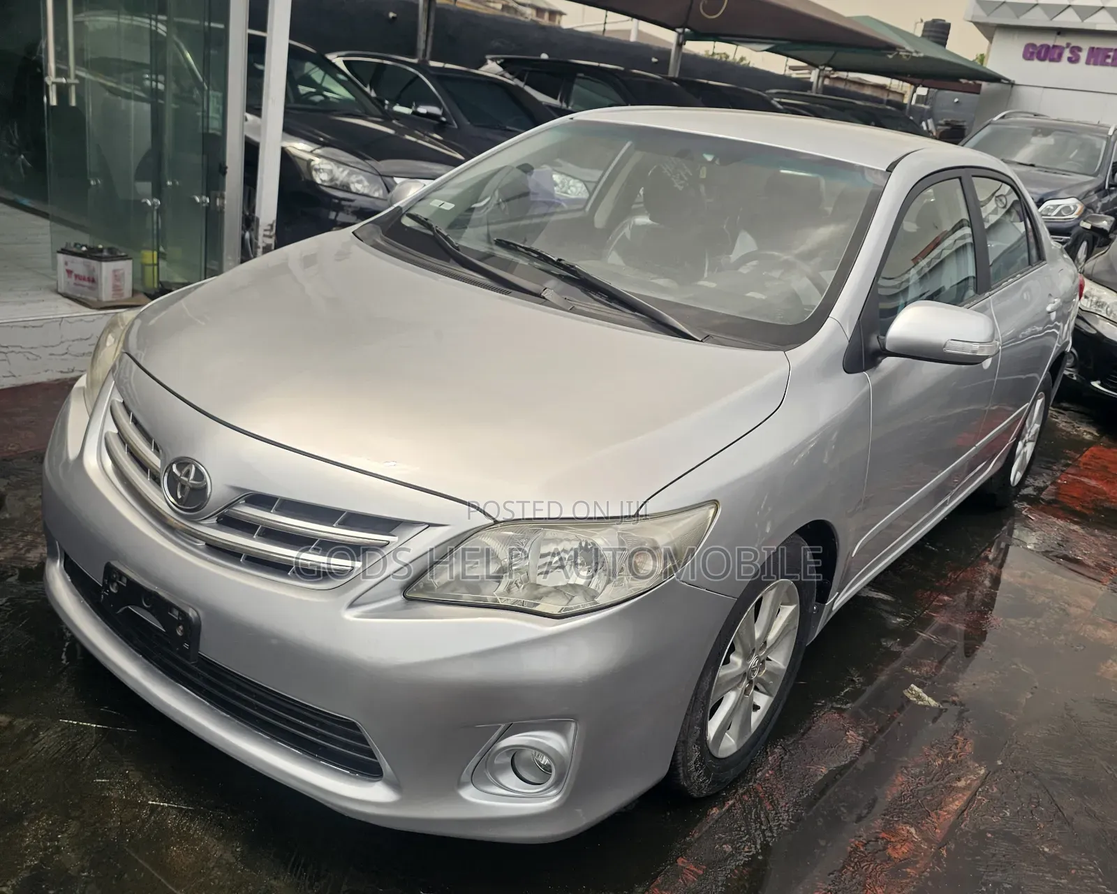 Toyota Corolla 2012 Silver