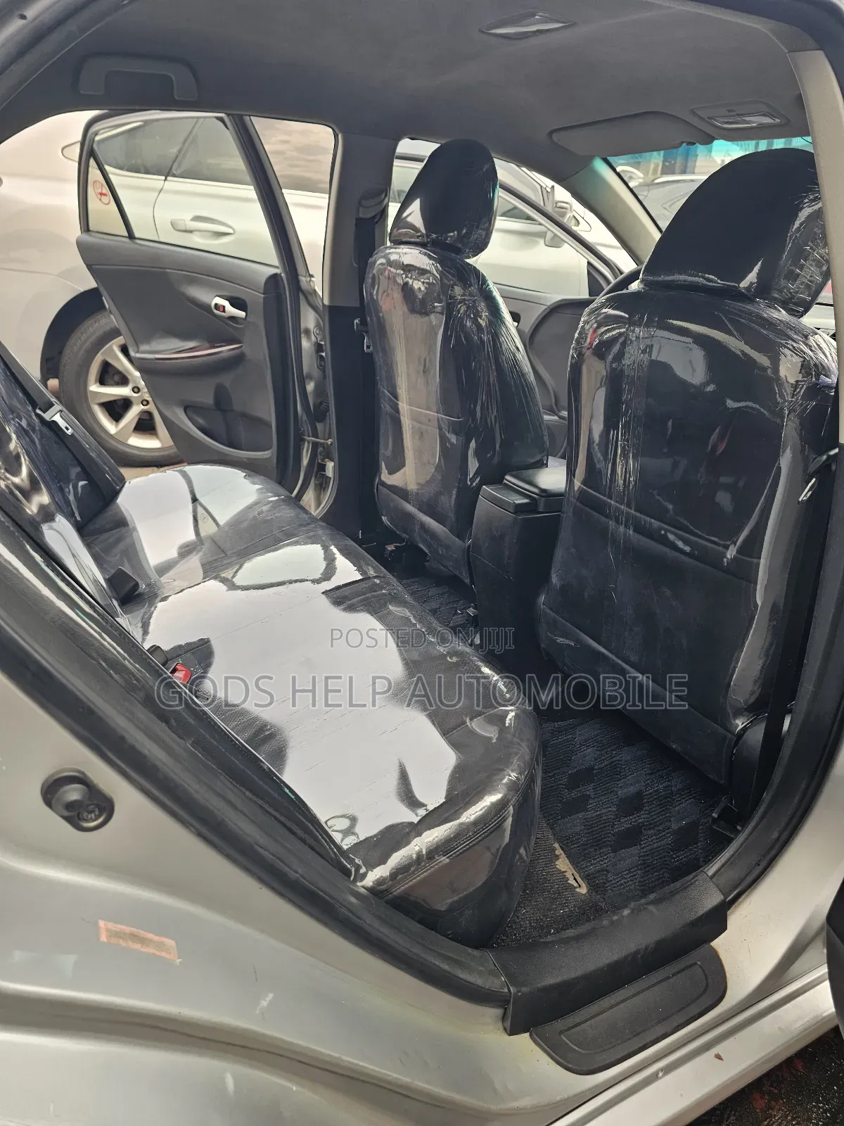 Toyota Corolla 2012 Silver
