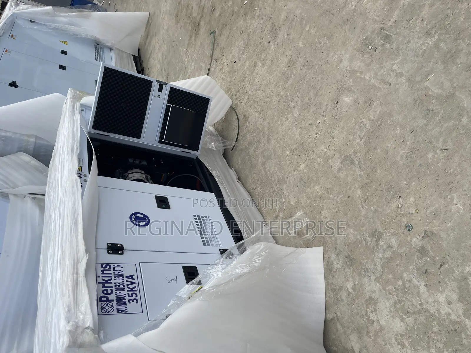 Original 35kva Perkins Soundproof Diesel Generator