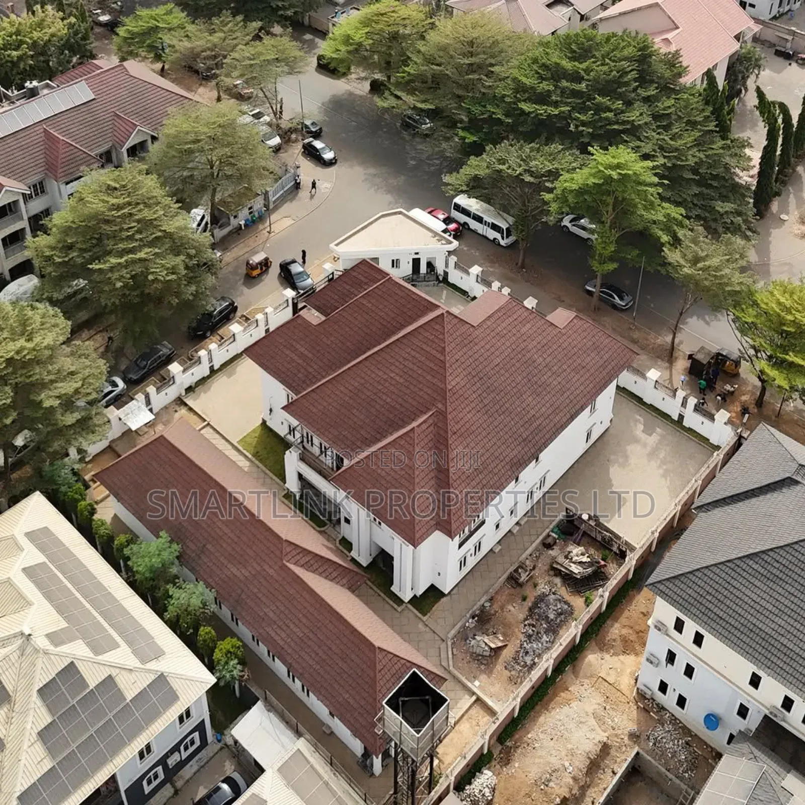 7bdrm Mansion in Jabi for sale