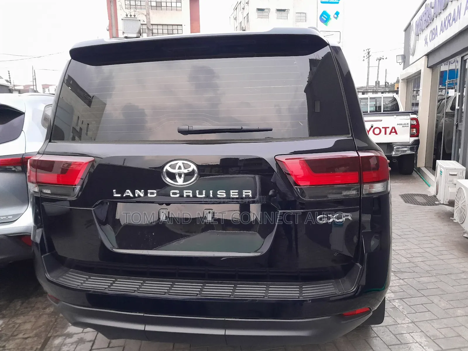 Toyota Land Cruiser LC300 2023 Black