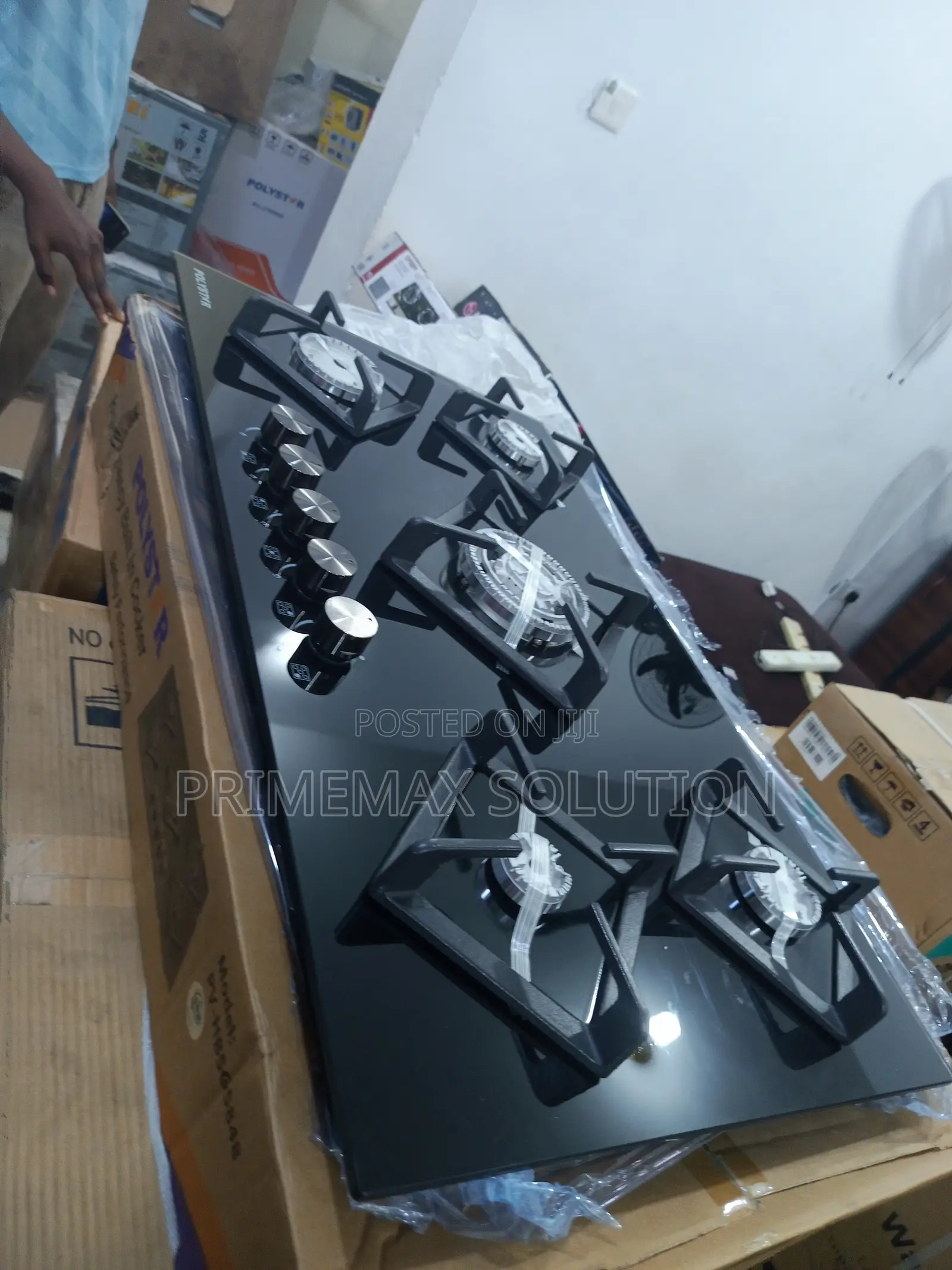 Affordable Luxury: Polystar 5 Burner Inbuilt Gas Cooktop