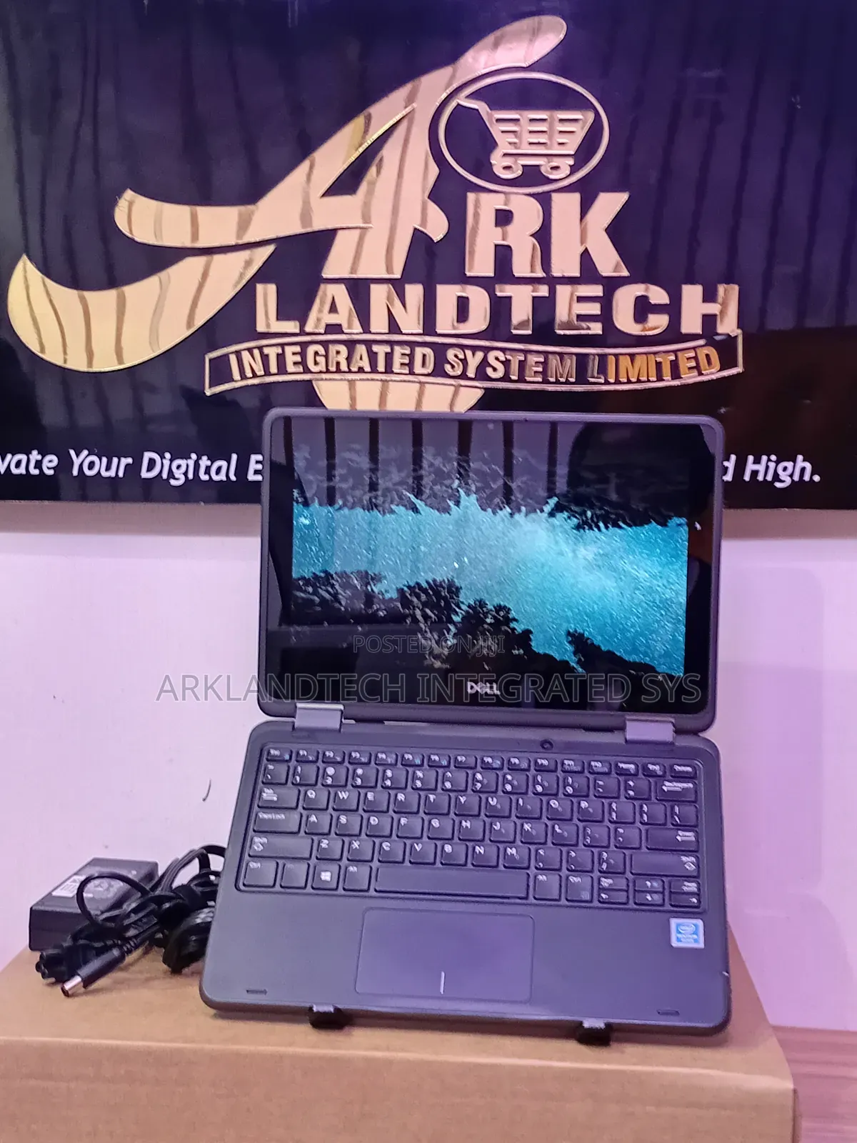 Laptop Dell Latitude Z600 8GB Intel Pentium SSD 256GB
