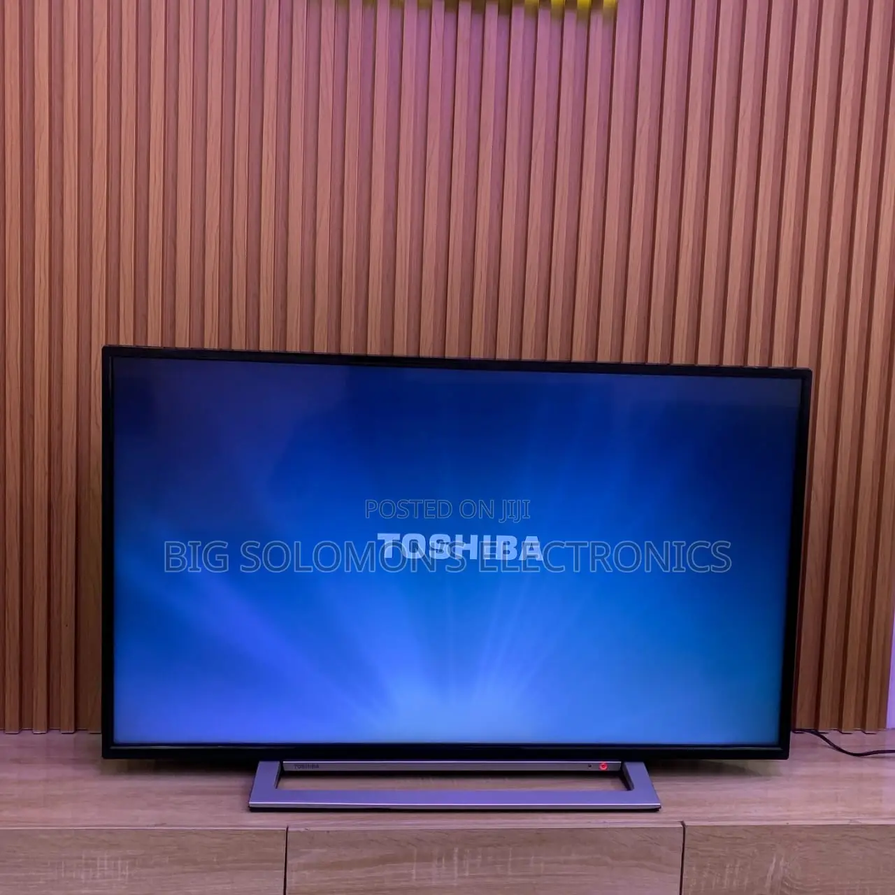 43 Inch Toshiba Smart