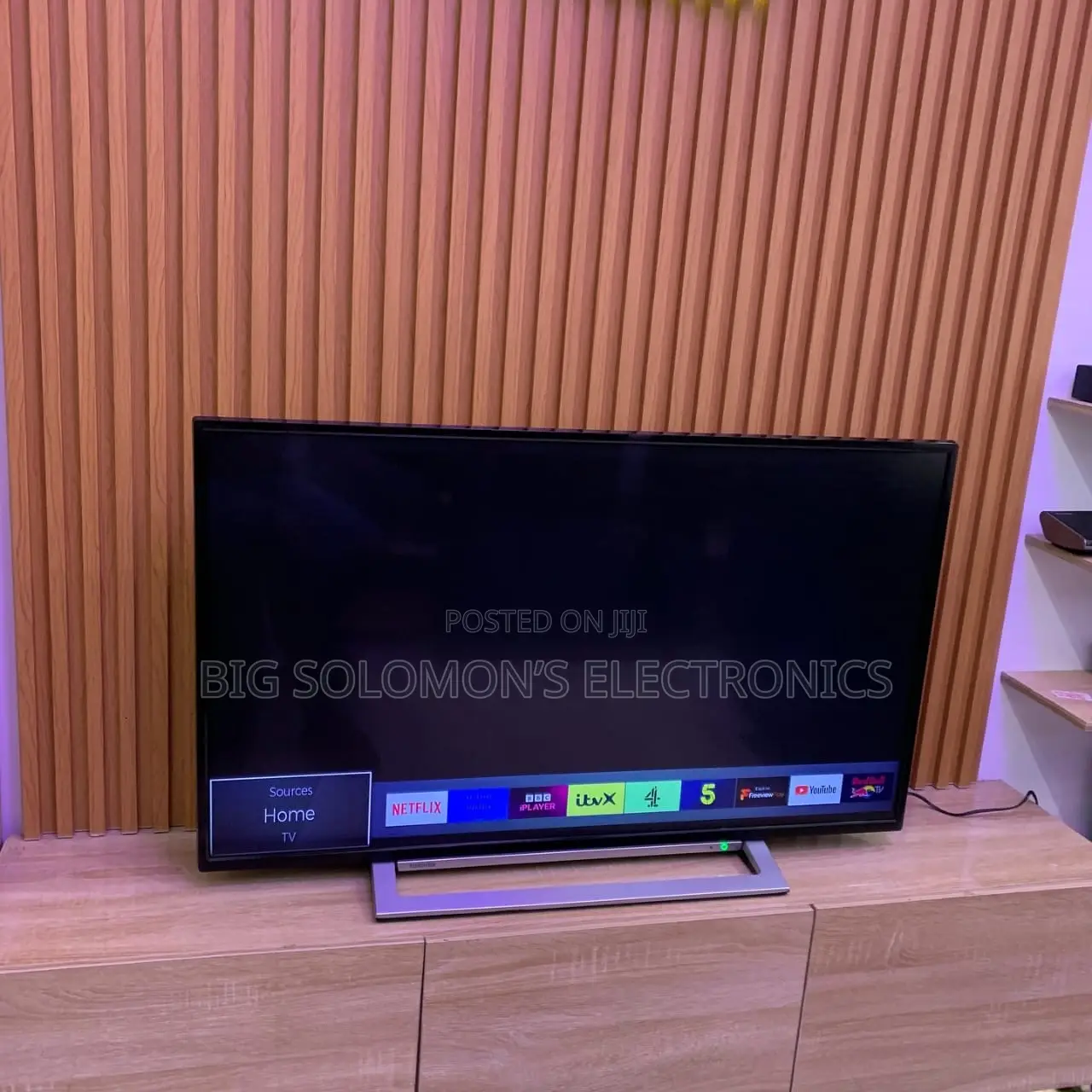 43 Inch Toshiba Smart