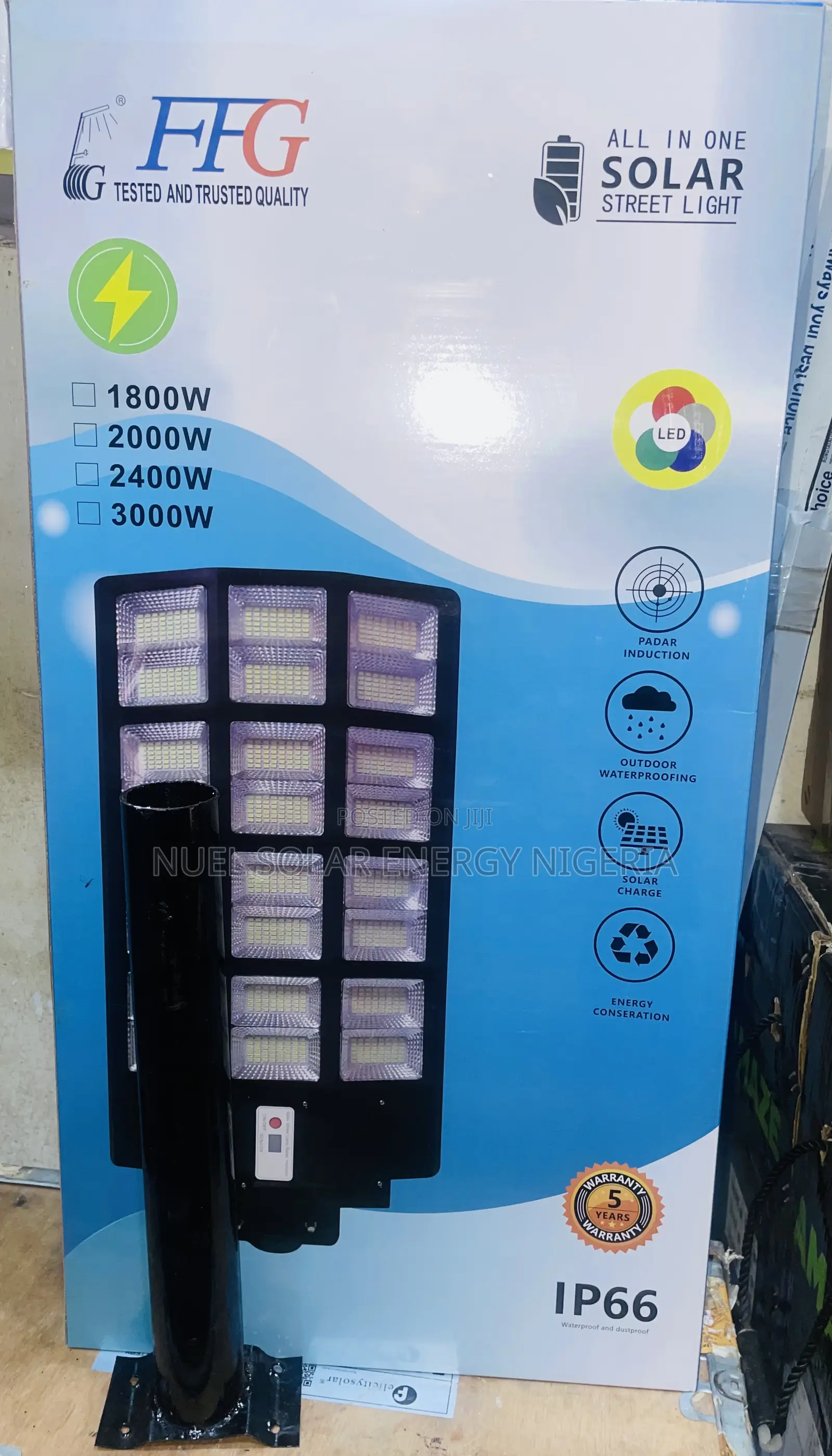 Best Quality Standard 3000w FFG Solar Street Light Comes With Pole