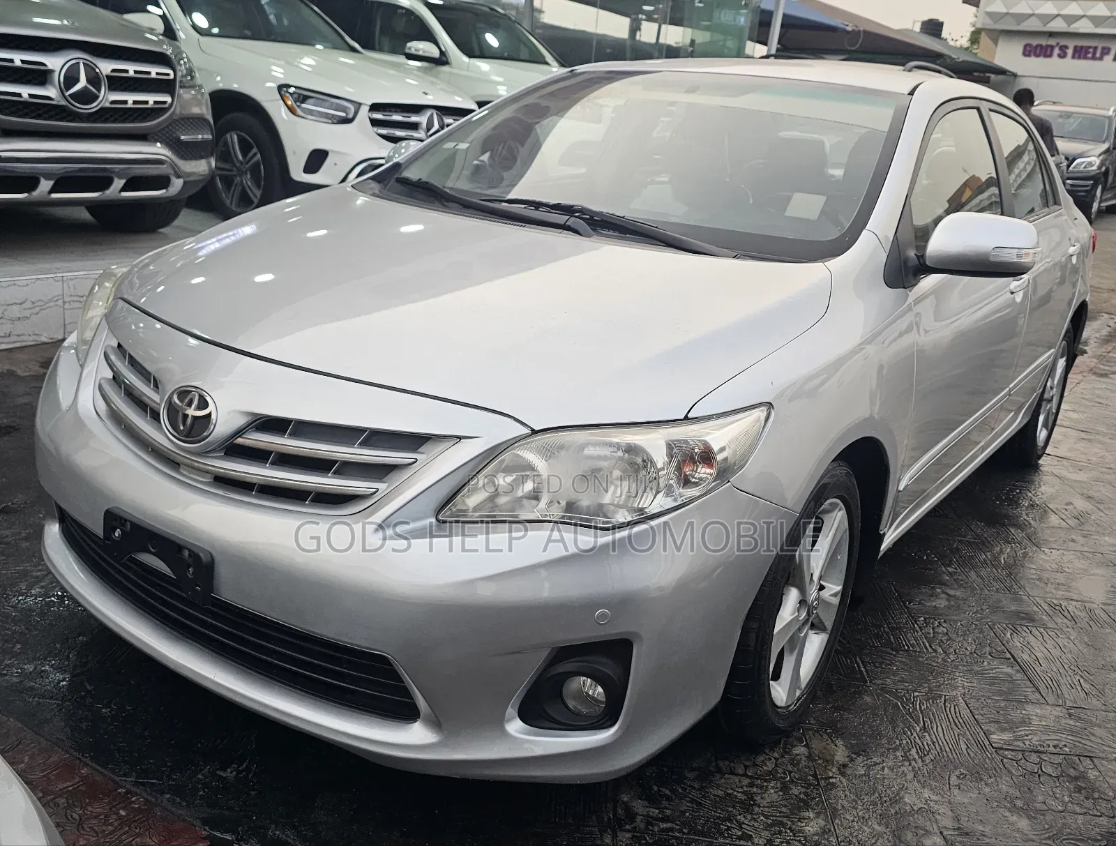 Toyota Corolla 2012 Silver