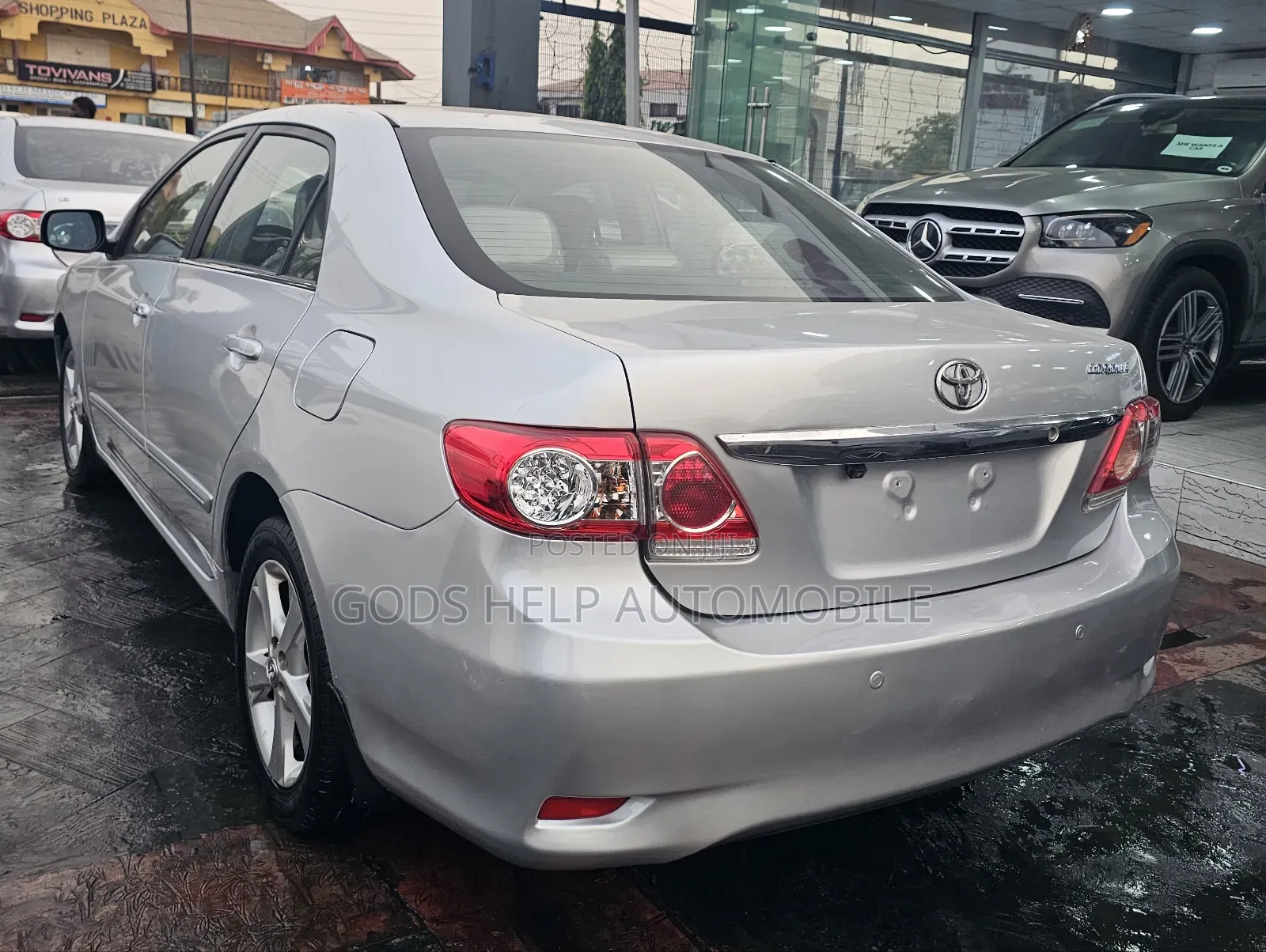 Toyota Corolla 2012 Silver