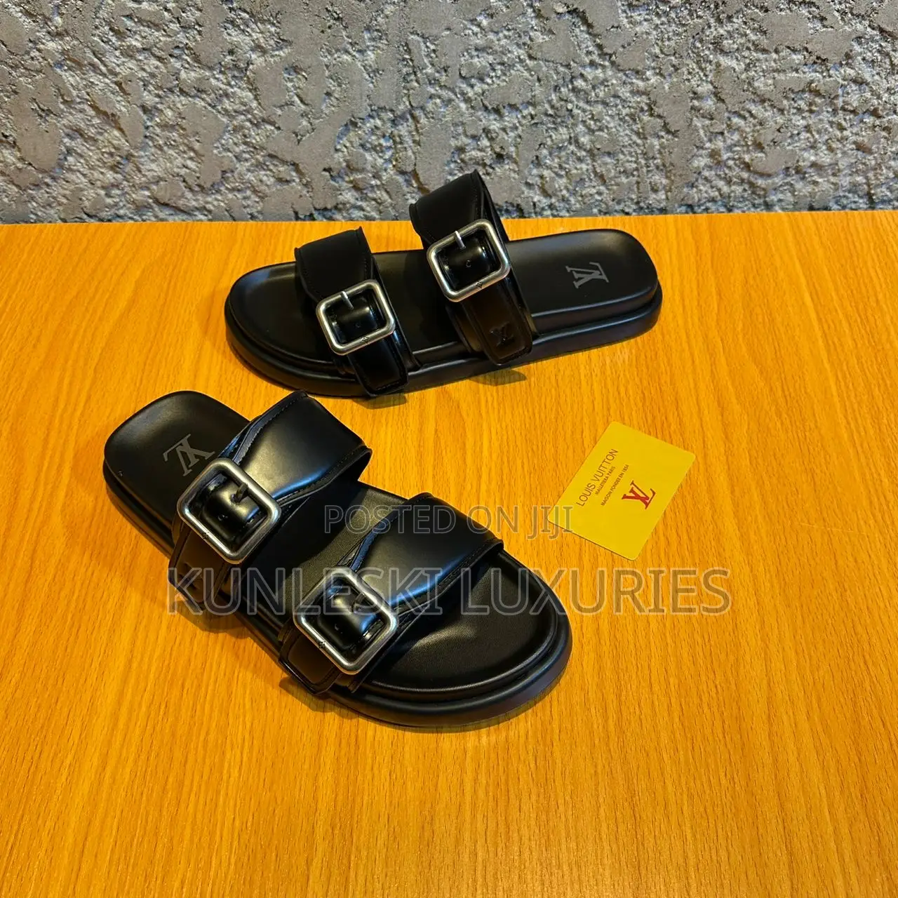 High Quality Louis Vuitton Venice Mule Leather Slippers