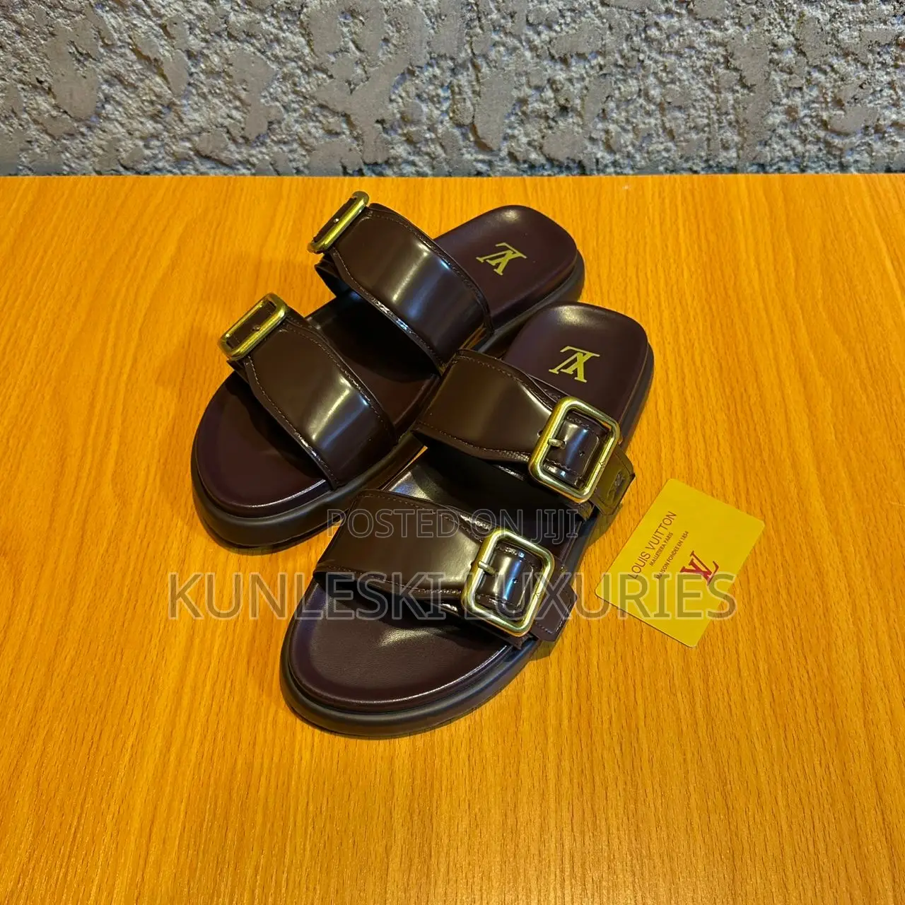High Quality Louis Vuitton Venice Mule Leather Slippers