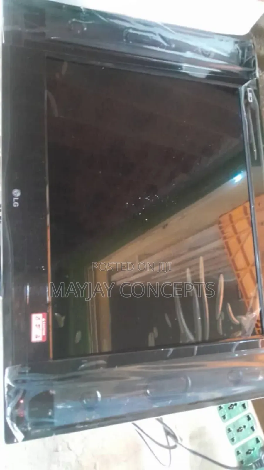 Lg 26" Led Tv- High Definition Tv and Low Watts Consumption for Solar