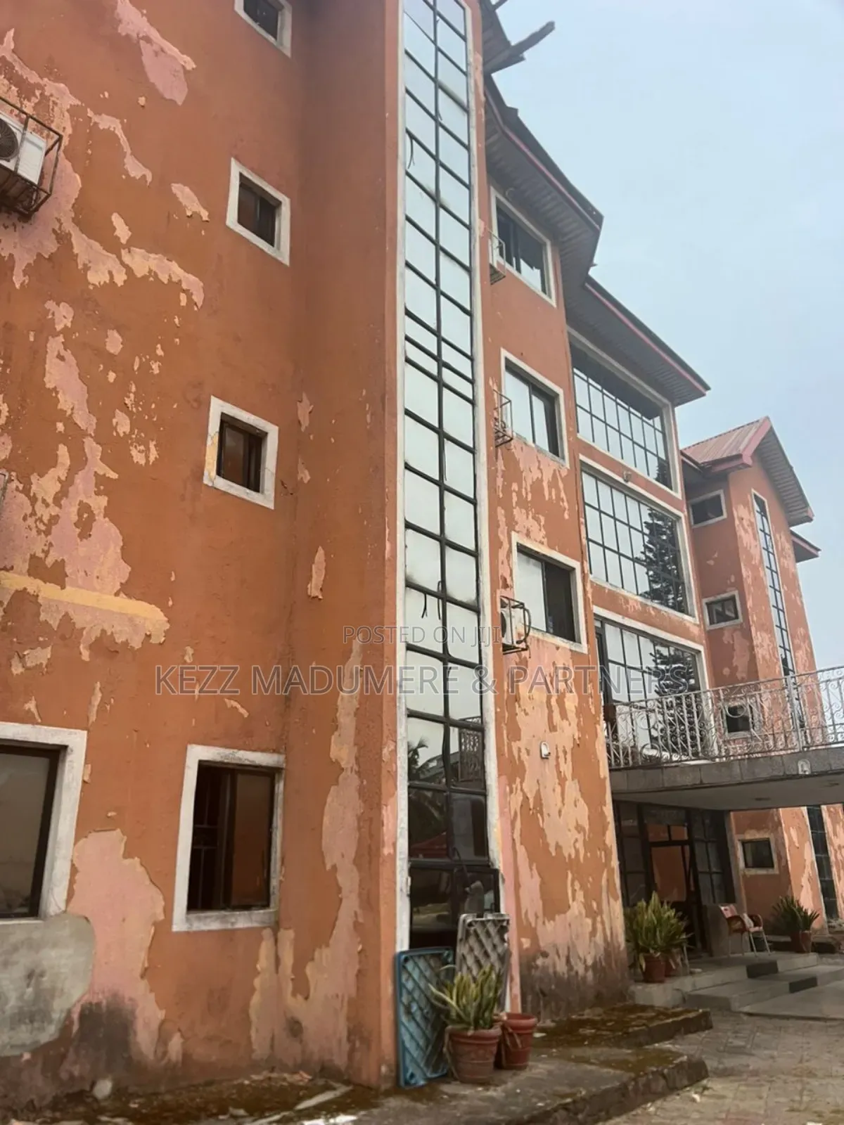 For Sale: Non Functional 54 Rooms Hotel, Iwofe Road , Ph