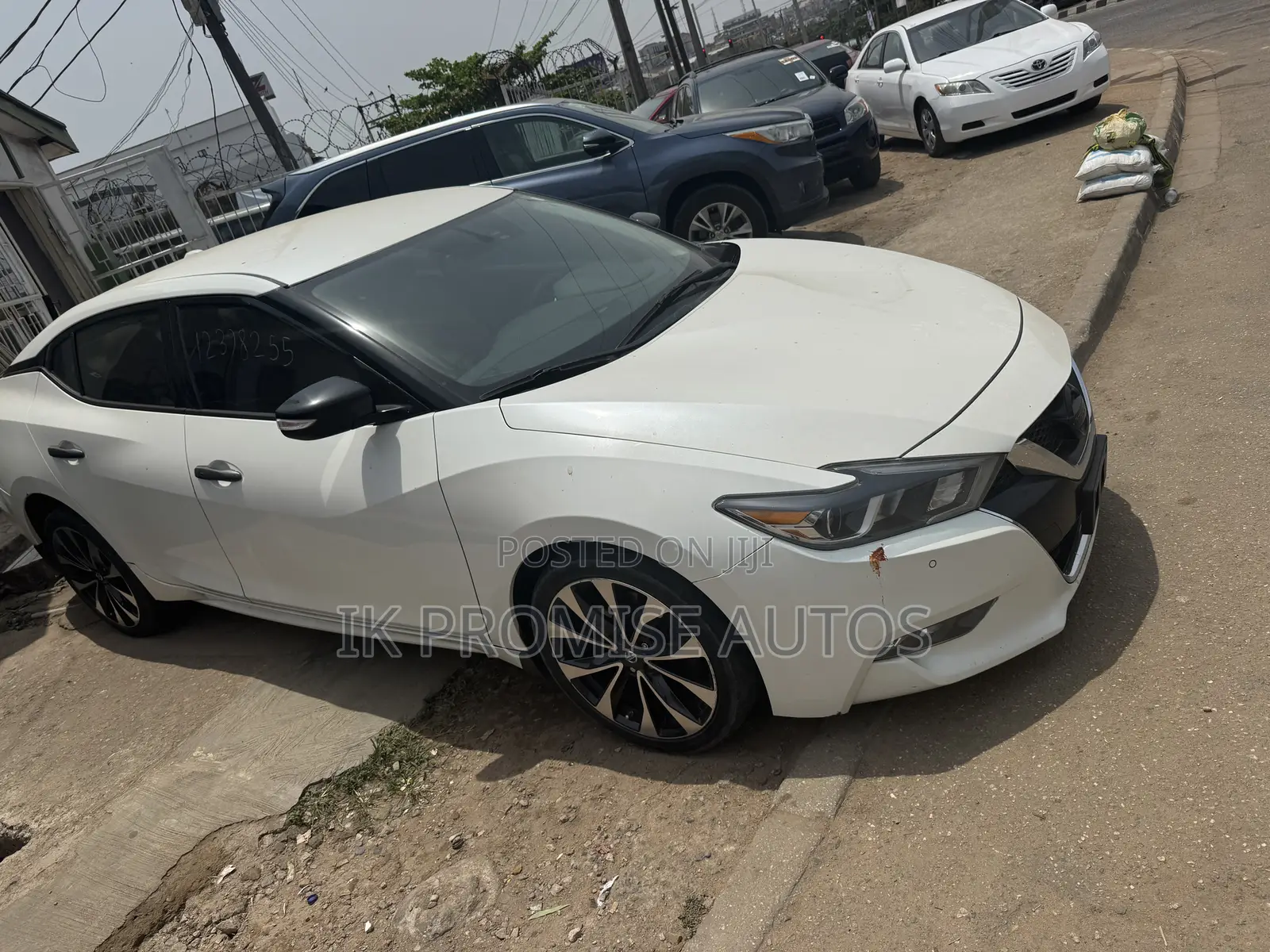 Nissan Maxima 4dr Sedan 2016 White