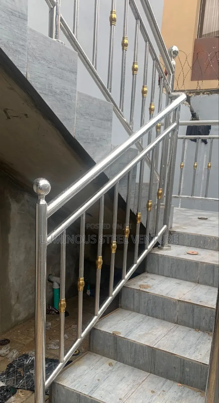 A Staircase Handrail That Will Enhance the Beauty of Your Balcony