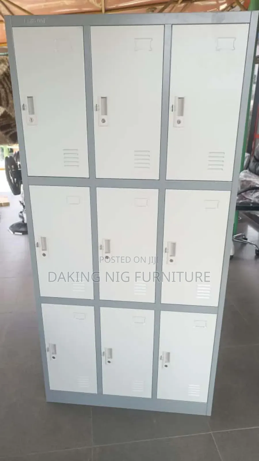 Original 12 Doors Locker