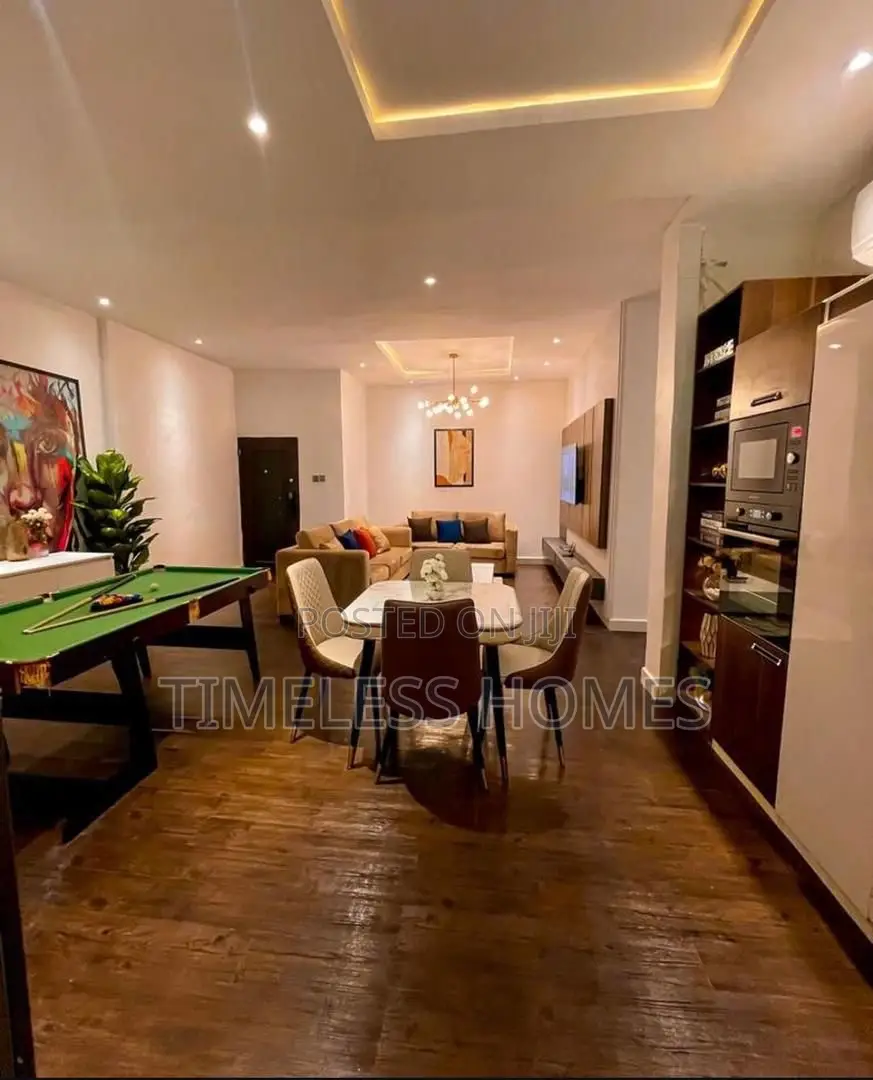 2 Bed With Pool Gym and Snooker