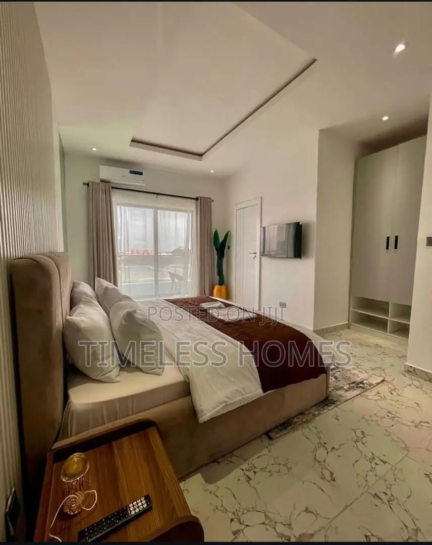 2 Bed With Pool Gym and Snooker