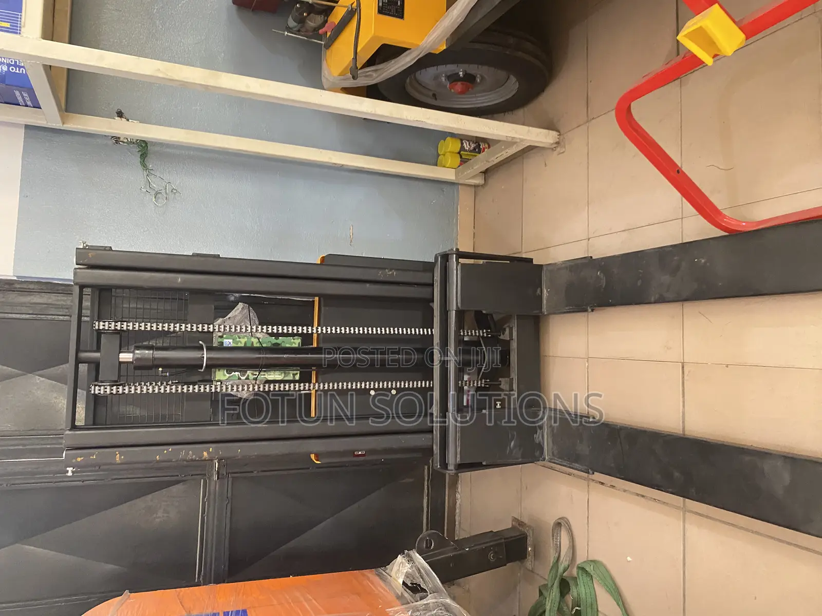 Electric Forklift 2tons by 5meters