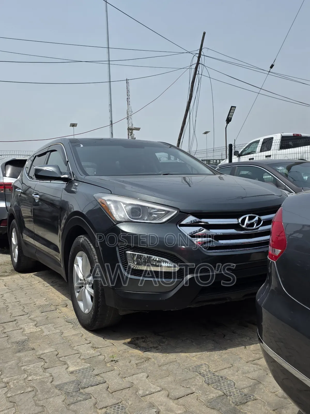 Hyundai Santa Fe Limited 4dr SUV AWD (3.3L 6cyl 6A) 2015 Gray