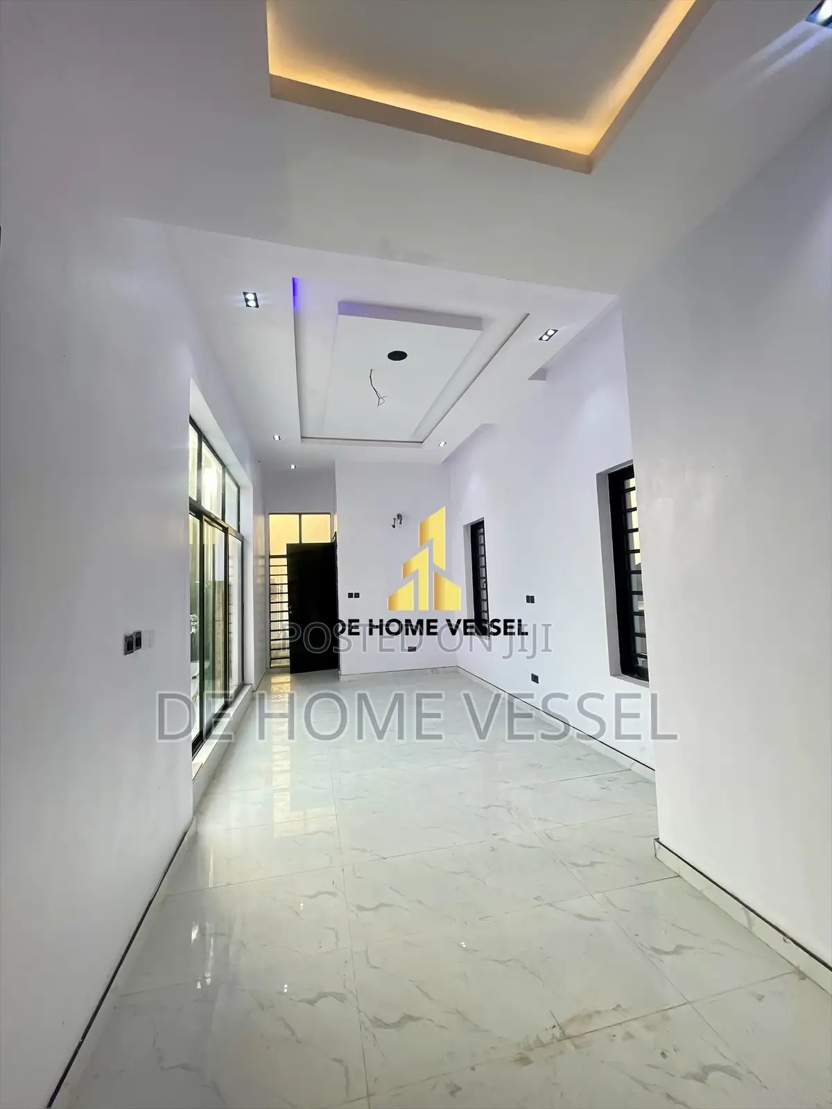 5bdrm Duplex in Lekki for sale