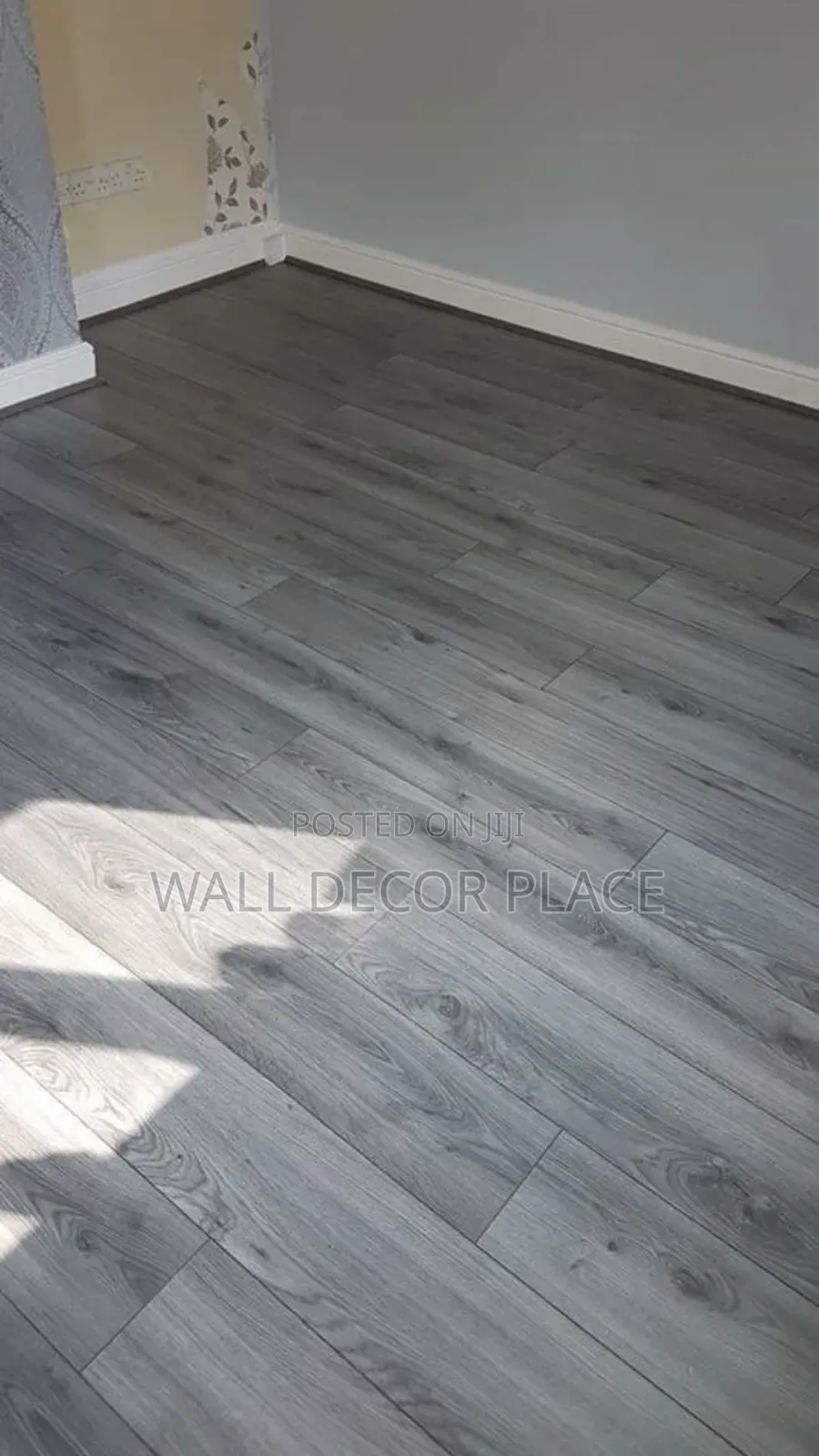 Self Adhesive Vinyl Floor