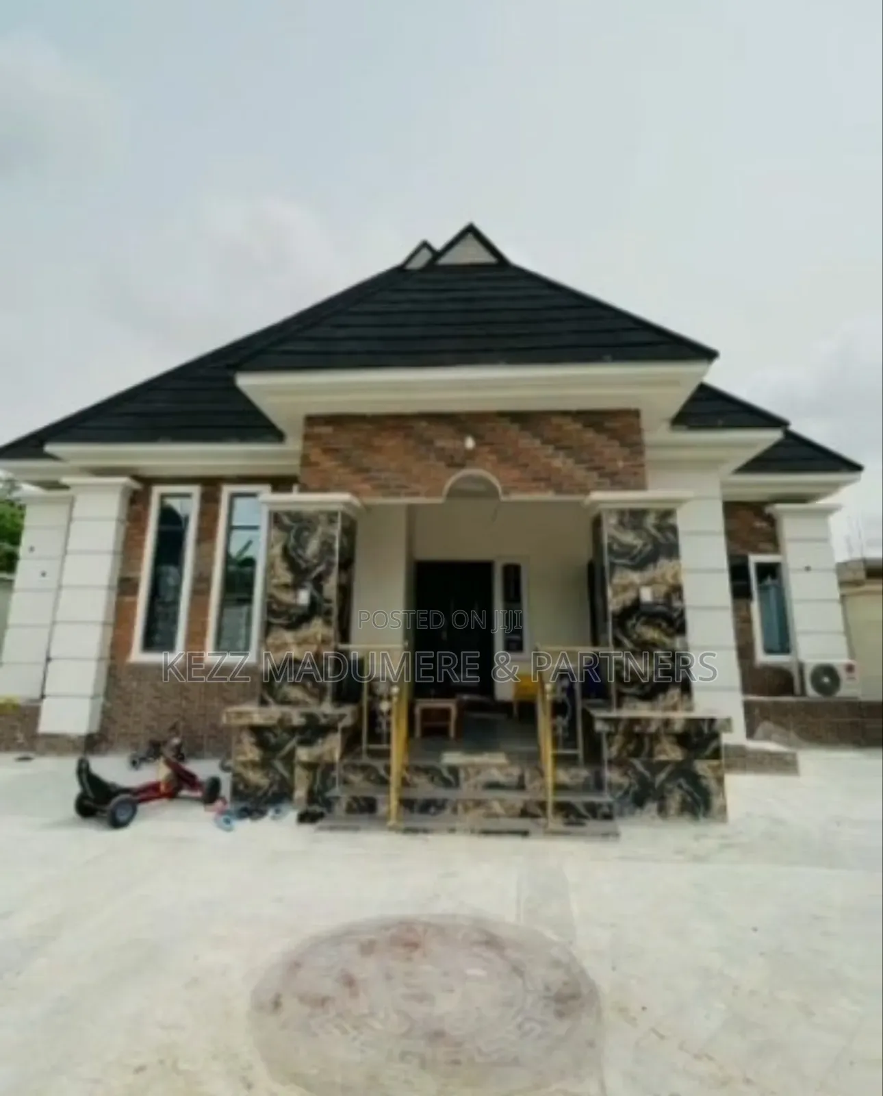 4bdrm Bungalow in Shell Cooperative, Port-Harcourt for sale