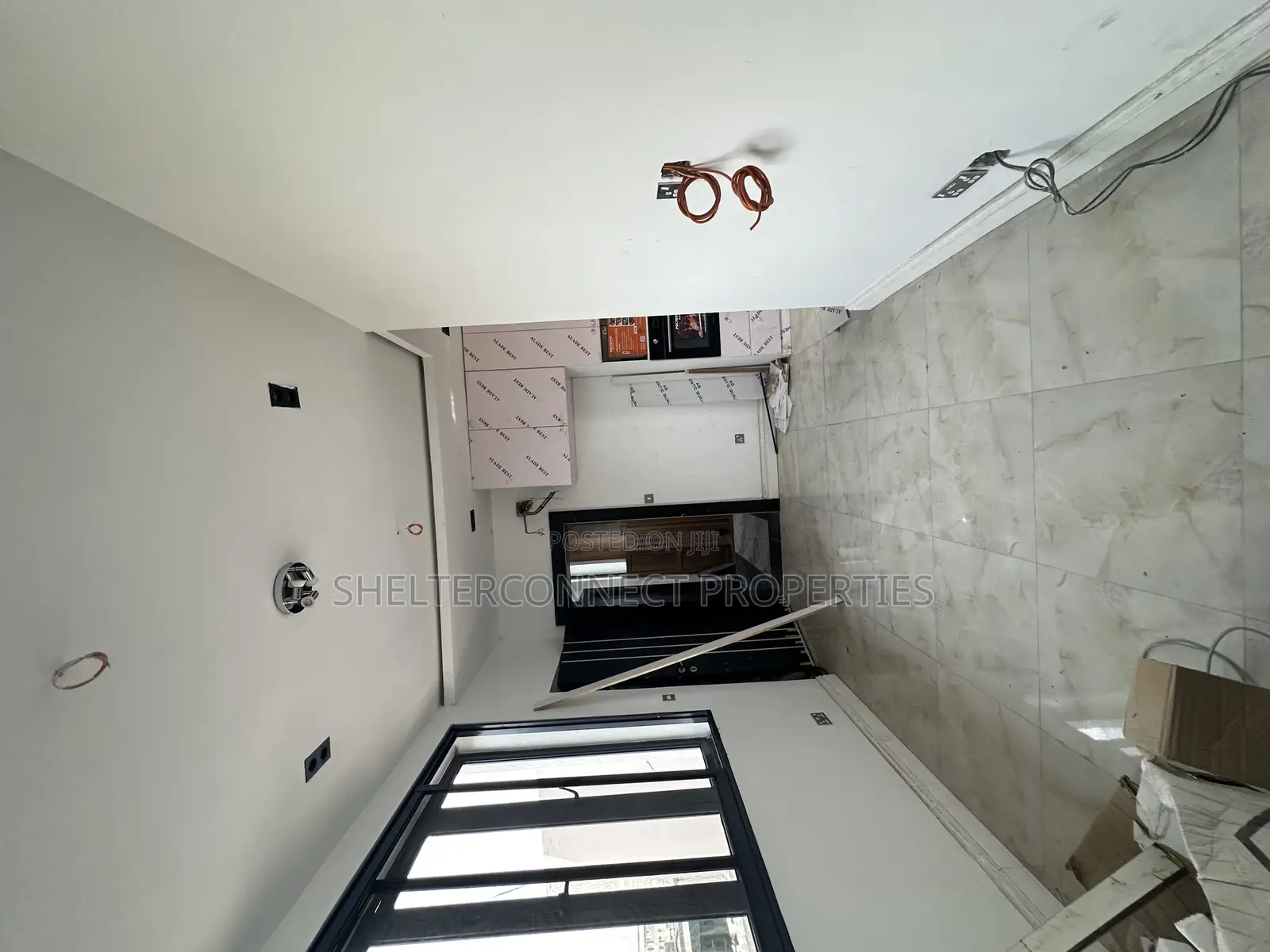 1bdrm Penthouse in Ikate for sale
