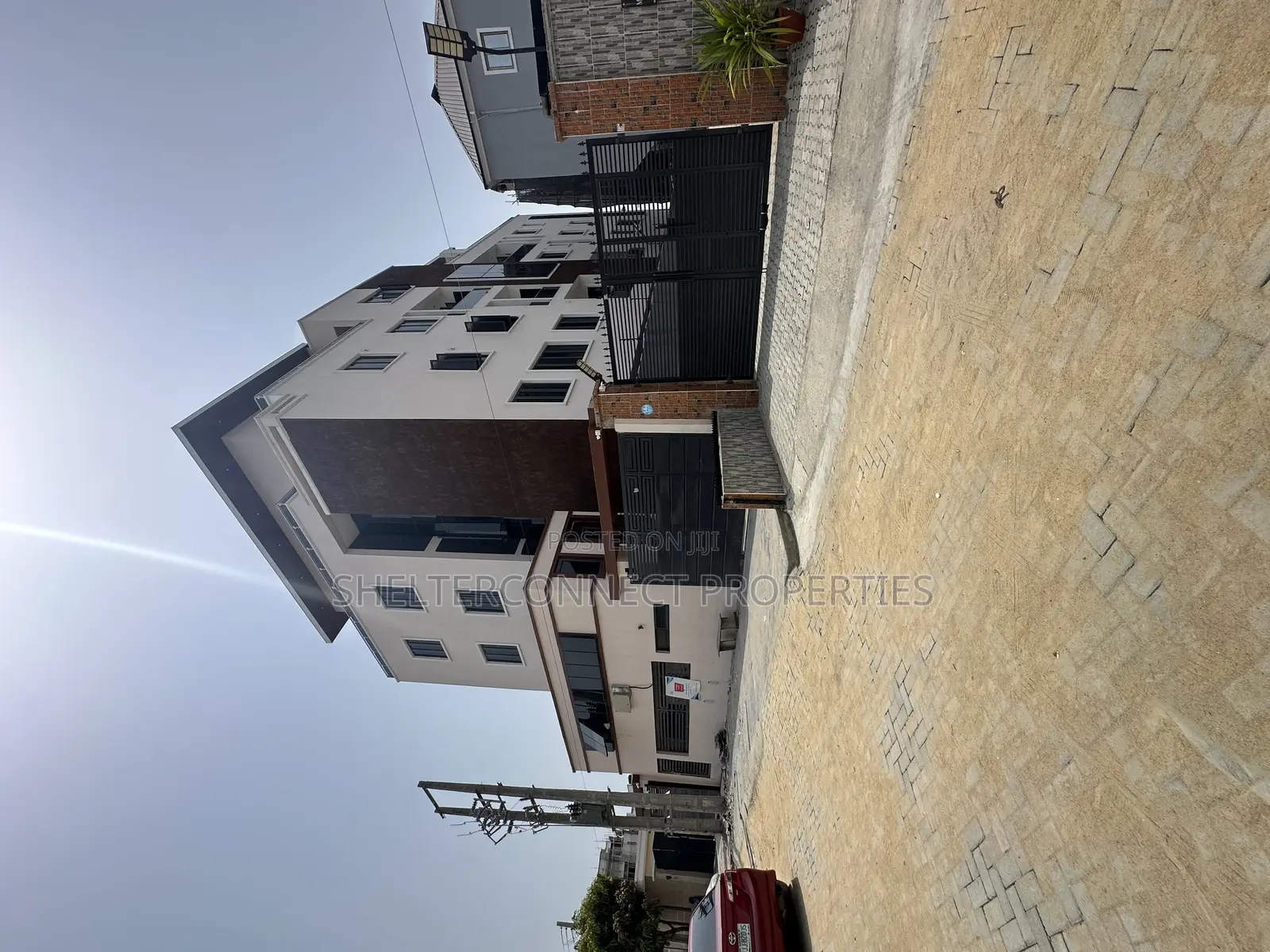 1bdrm Penthouse in Ikate for sale