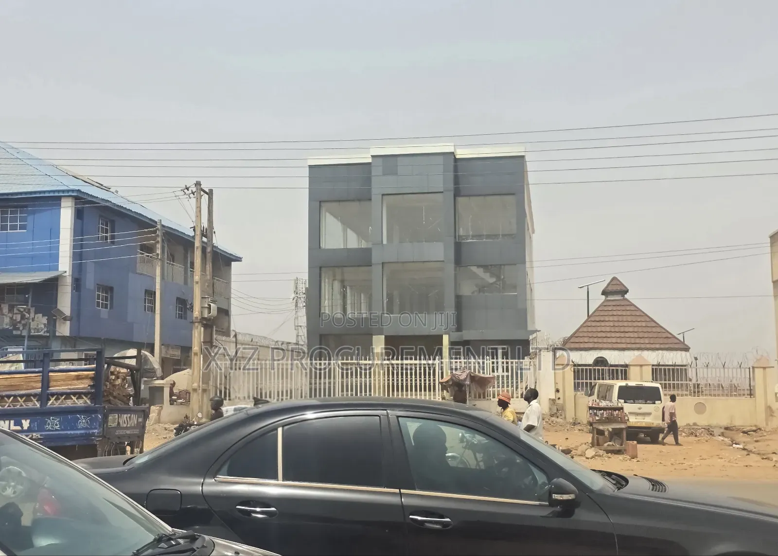 Building for Sale at Maraba, by Main Road