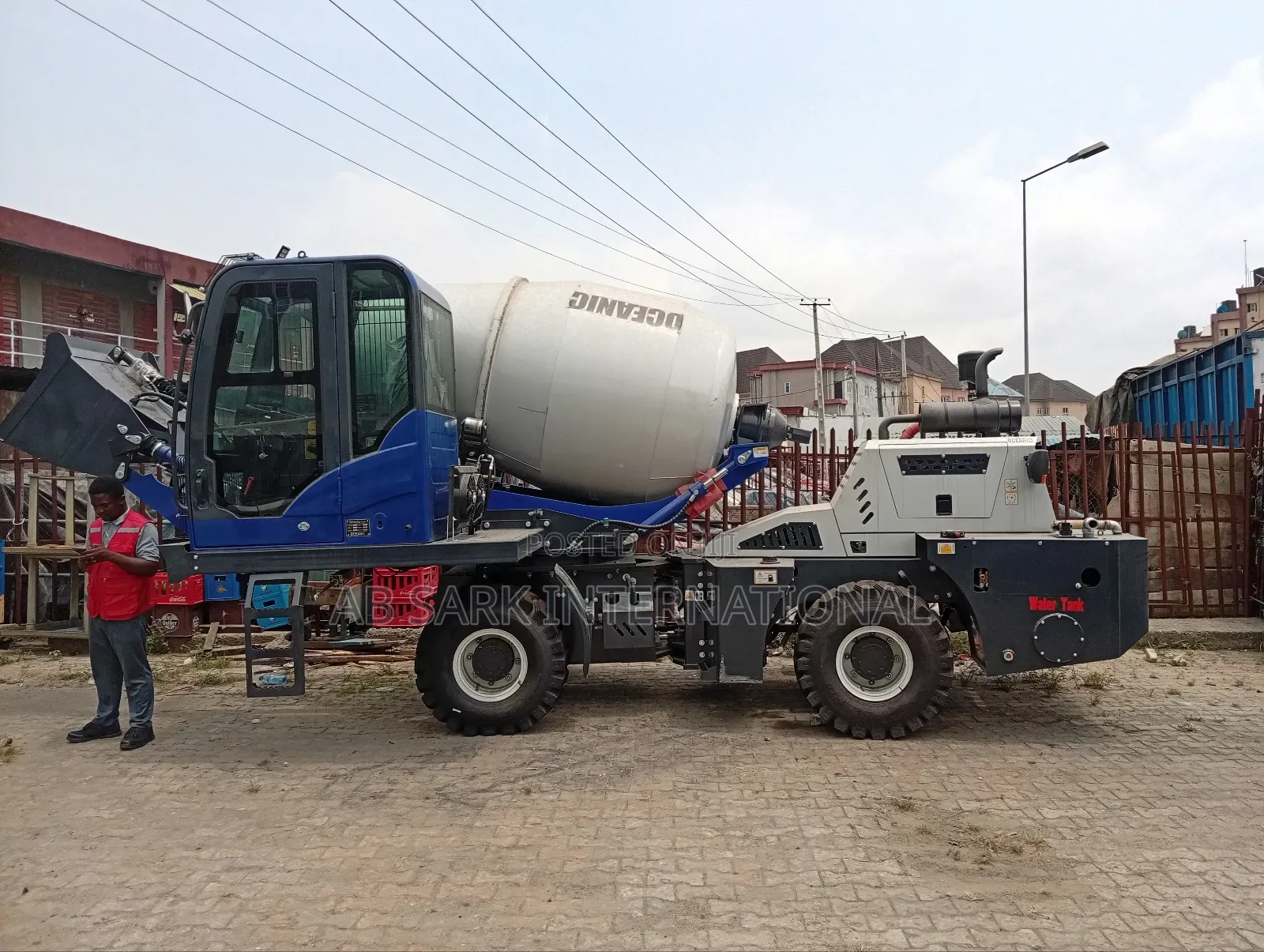 Brand New Self Loading Concrete Mixer 4cbm