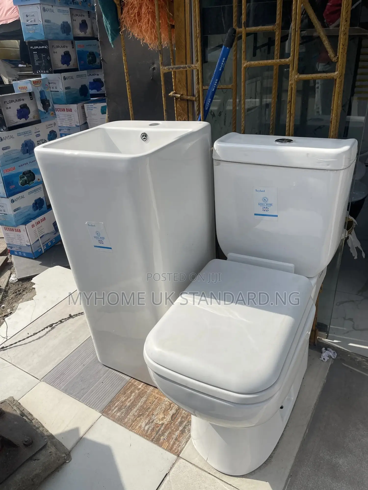 White Twyford Executive Water Closet Set With Standing Basin
