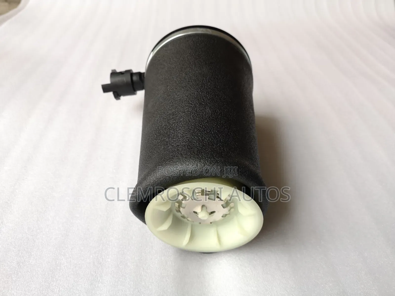 High Quality Certified New Rear Lincoln Town Car Ford Crown Victoria