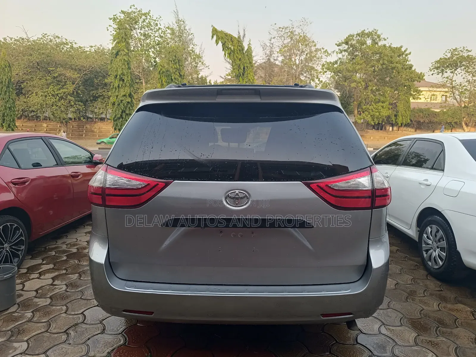 Toyota Sienna 2015 Gray