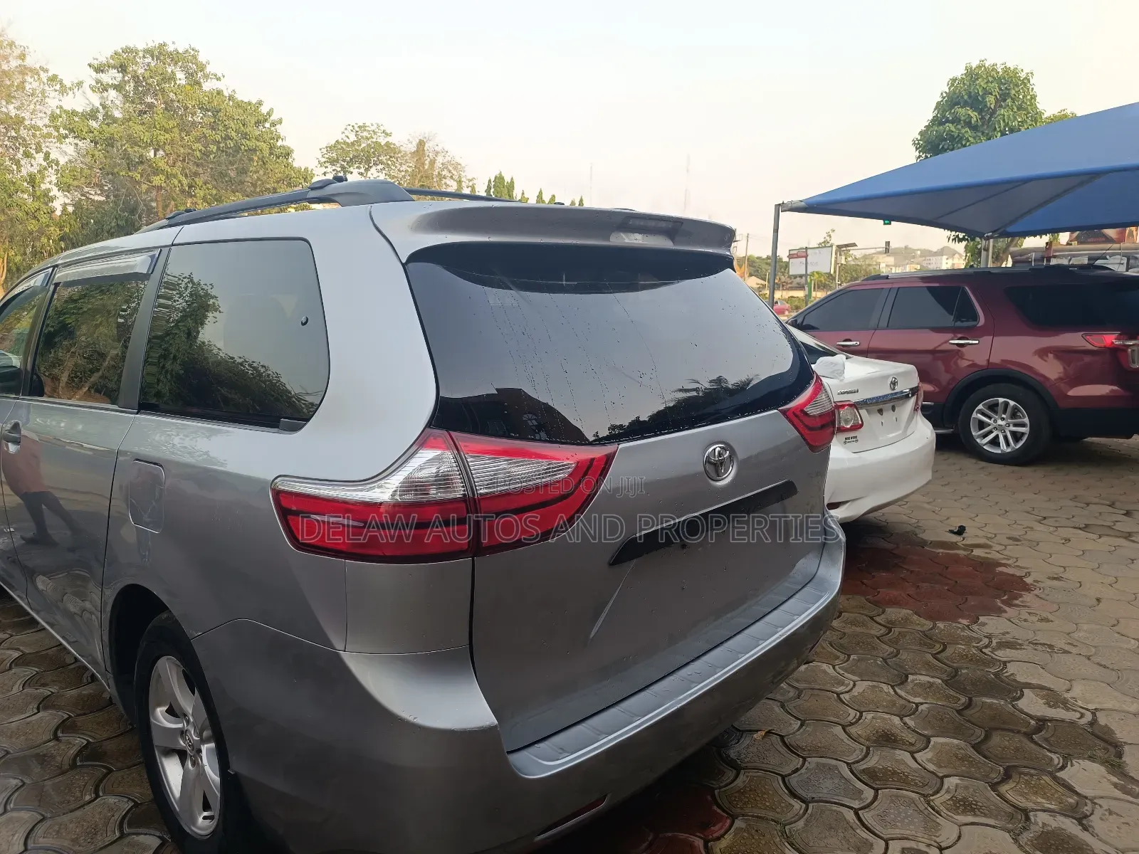 Toyota Sienna 2015 Gray
