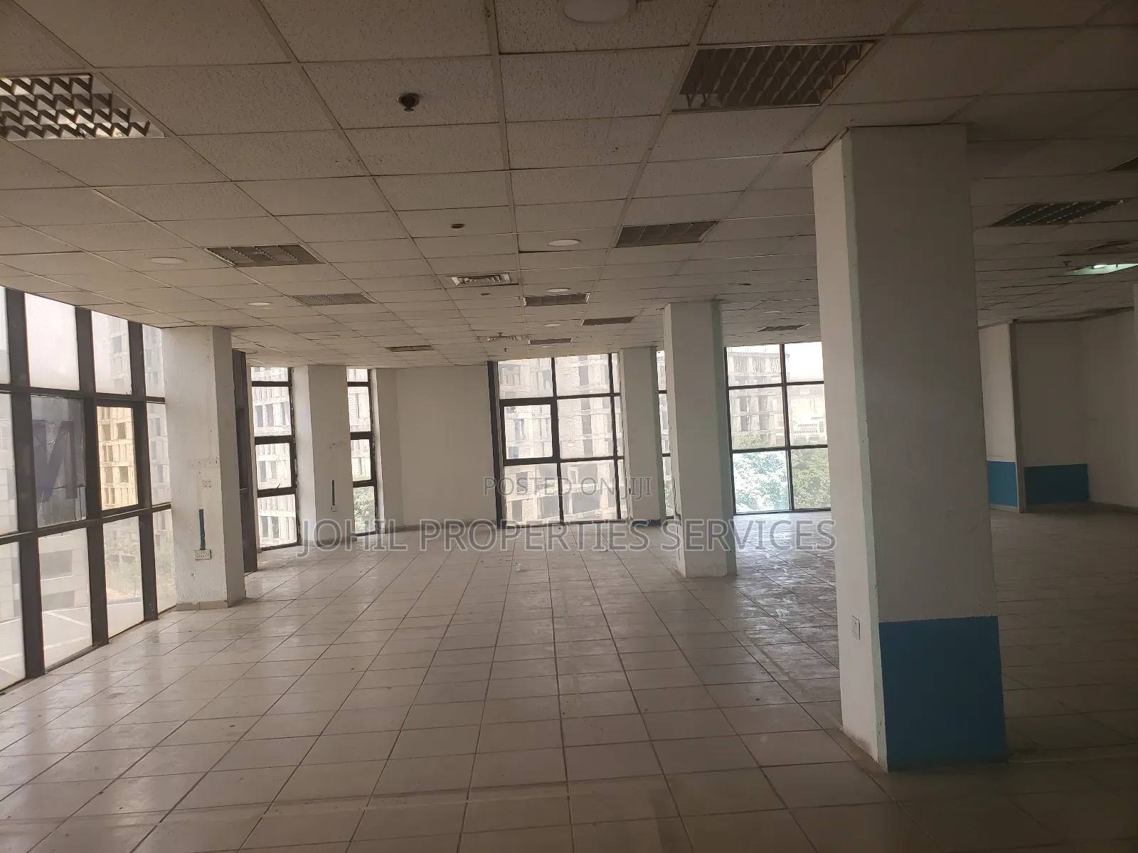 150sqm Office Space for Rent at Central Area CBD Serviced