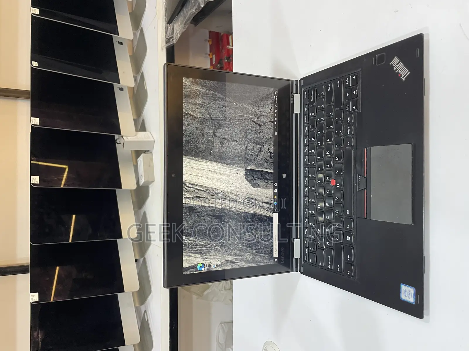 Laptop Lenovo ThinkPad Yoga 8GB Intel Core i3 SSD 256GB