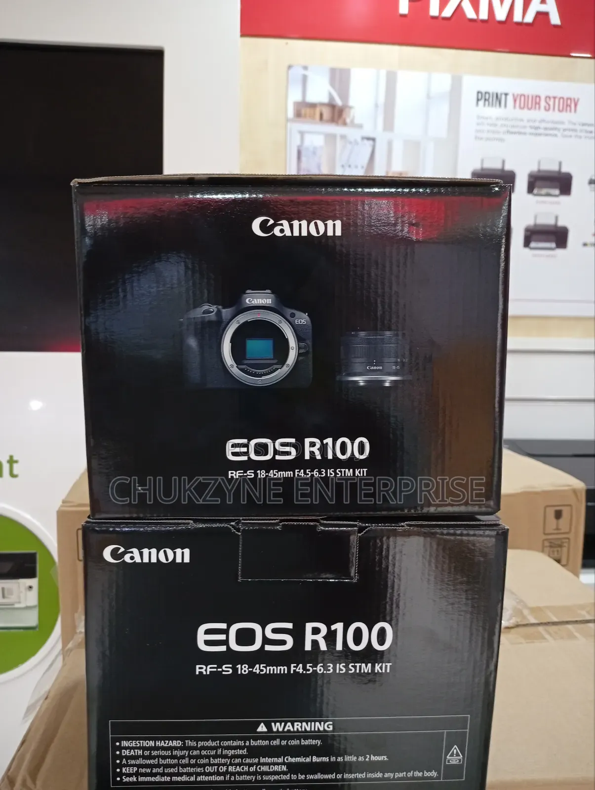 Canon Eos R100 With Lense Rf -S 18-45mm F4.5-6.3 Ism Kit
