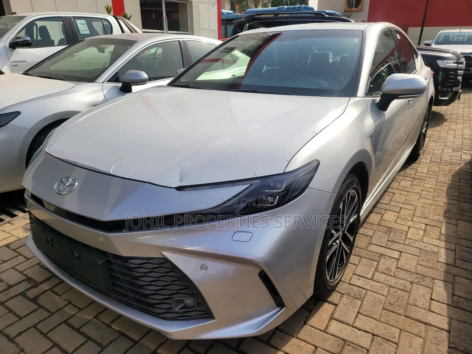 New Toyota Camry LE 2025 Silver