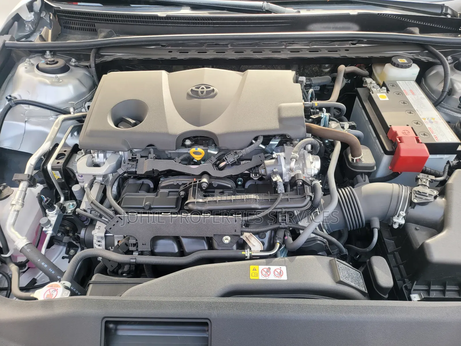 New Toyota Camry LE 2025 Silver