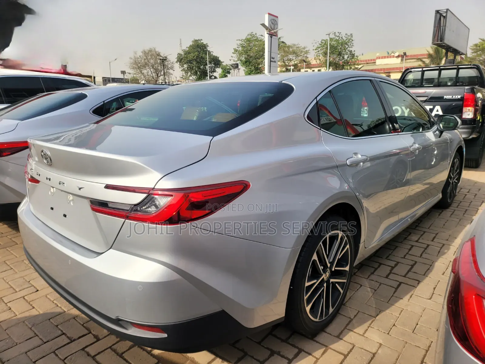 New Toyota Camry LE 2025 Silver