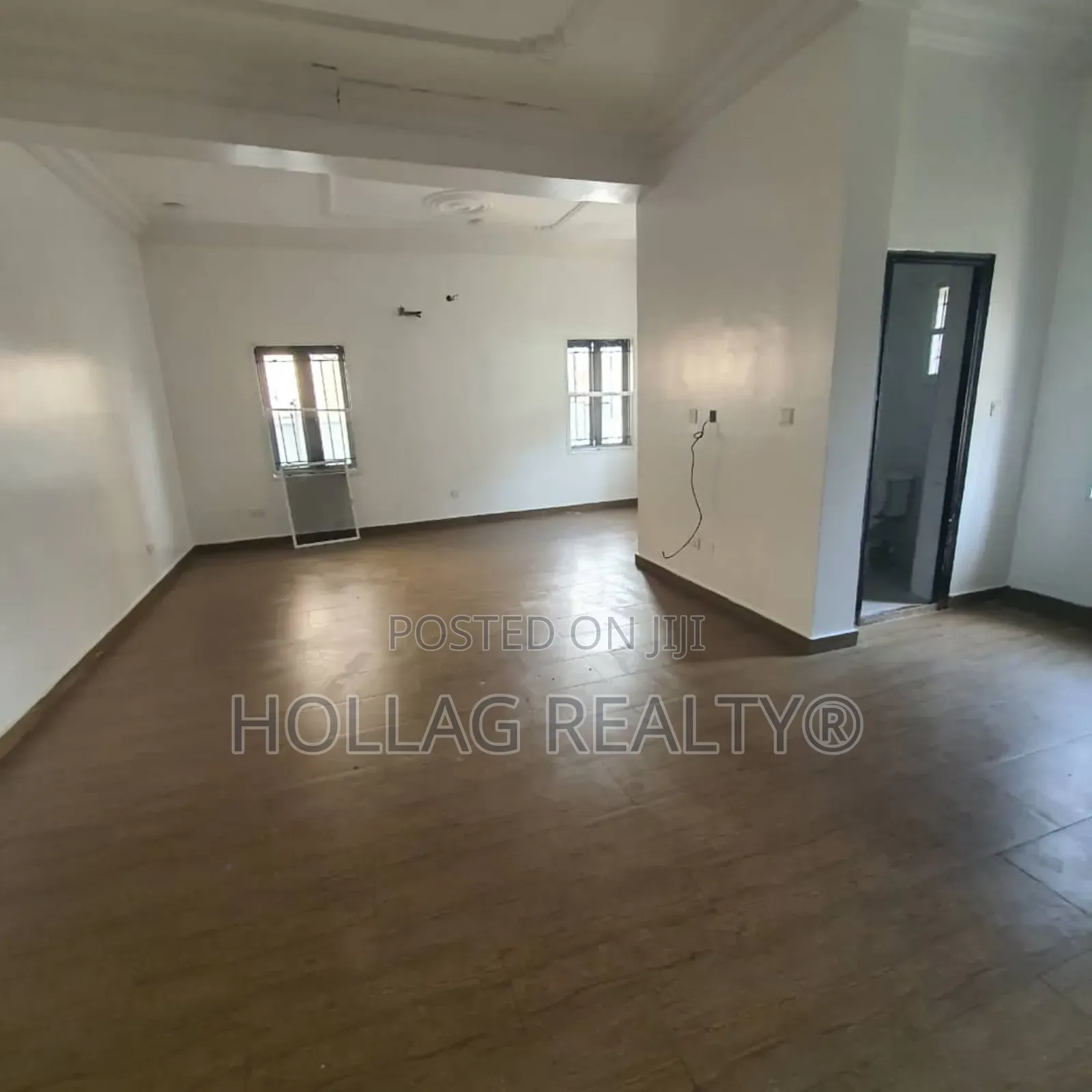6bdrm Duplex in Agungi for sale