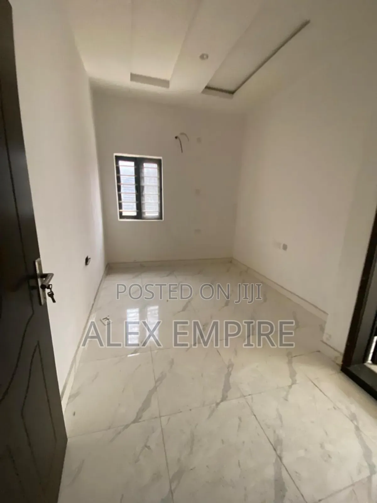 5bdrm Duplex in Ago Palace for sale
