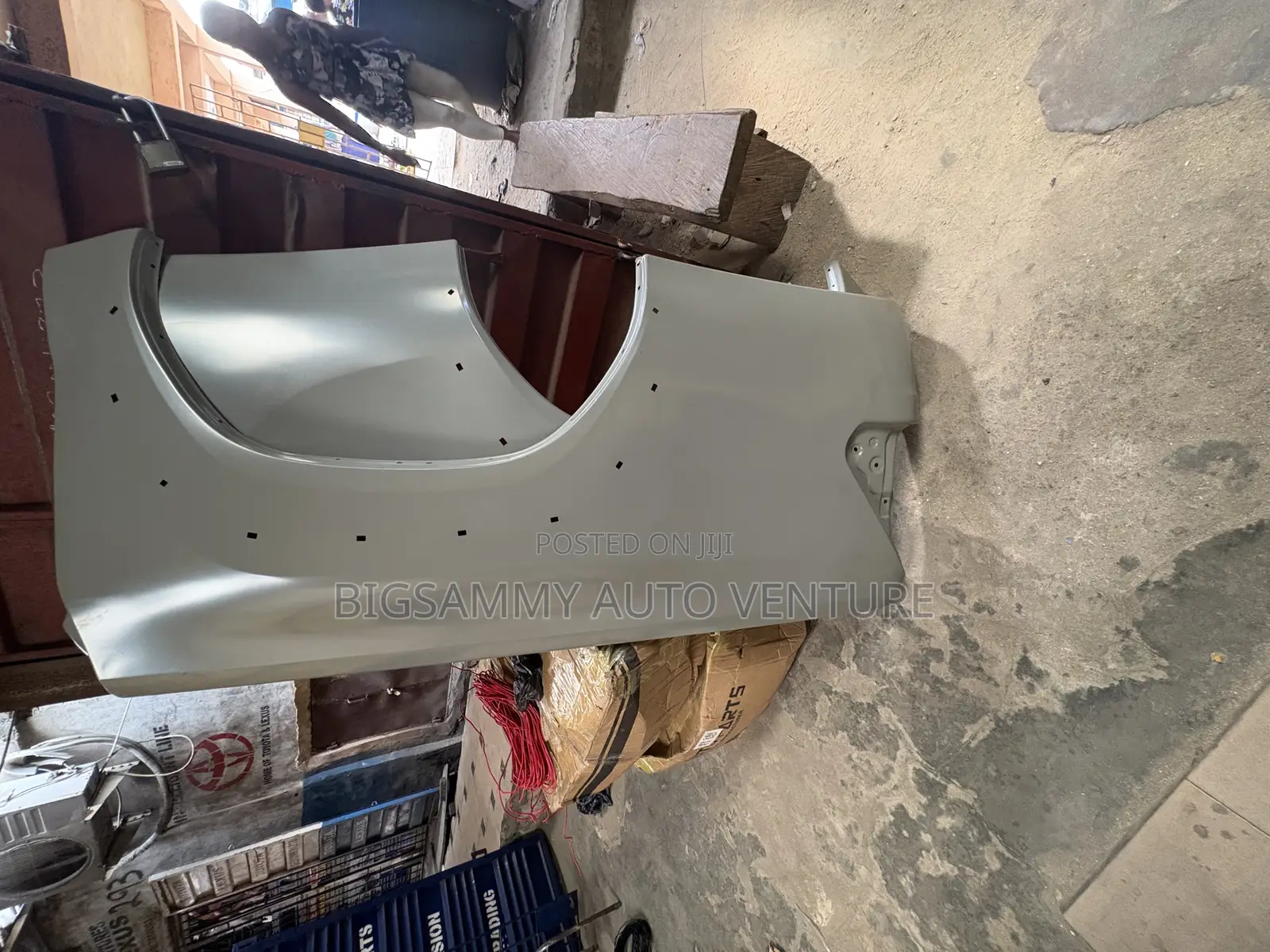 Hilux 2016/2025 Back Fender