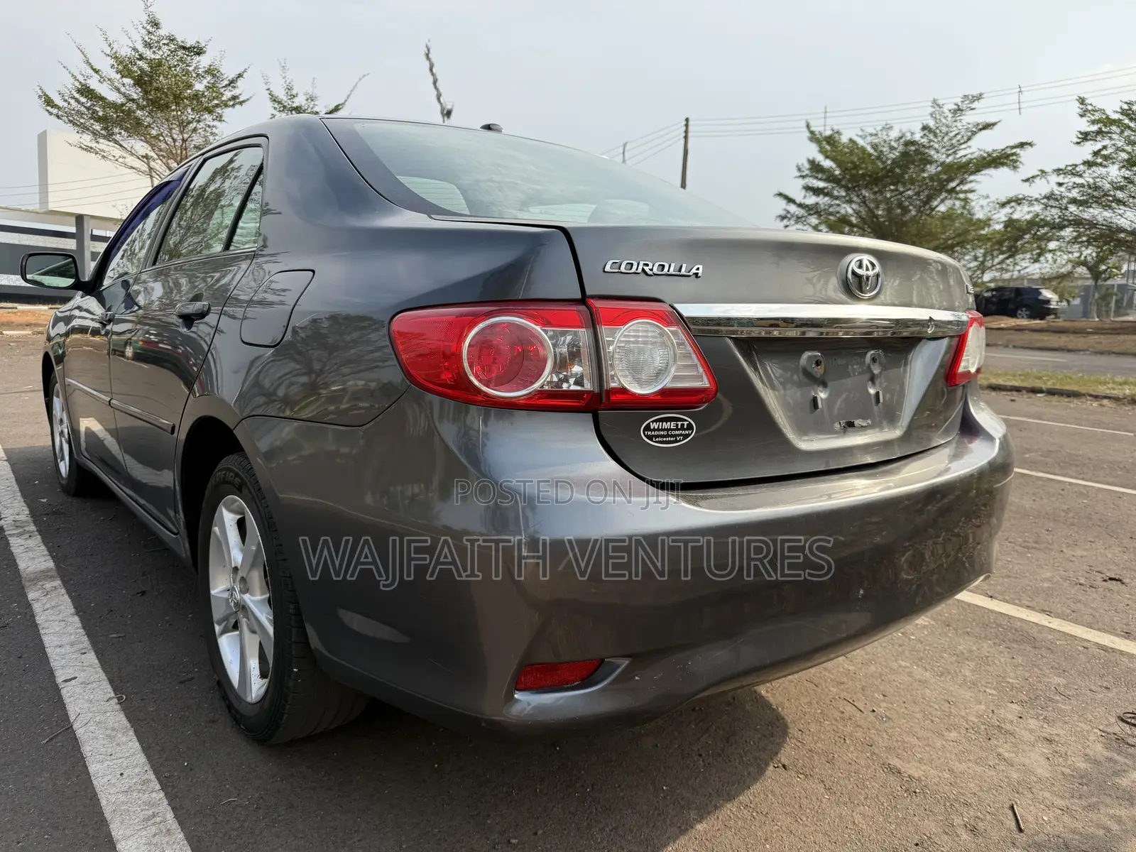 Toyota Corolla LE Special Edition 4dr Sedan (1.8L 4cyl 4A) 2013 Gray