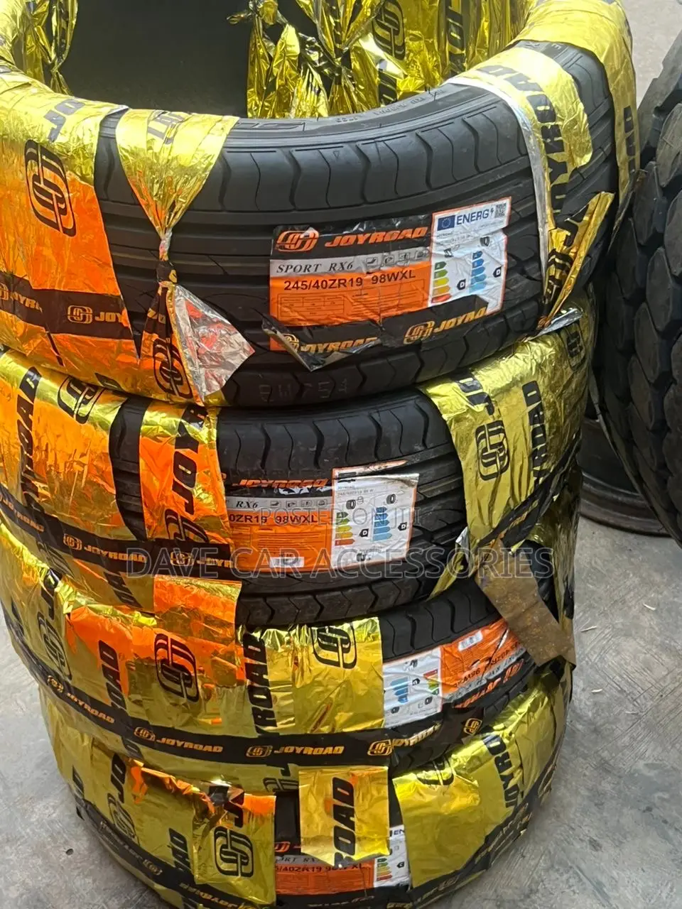 Michelin Tire 285/45r 22