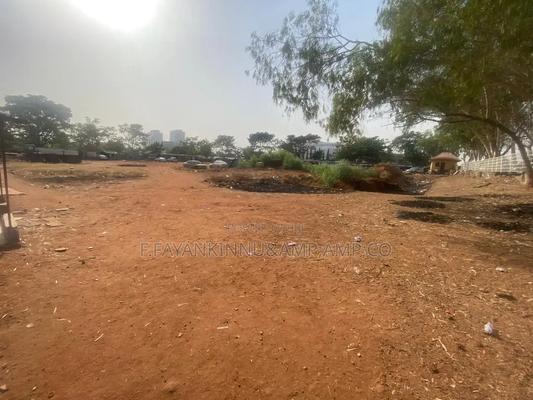 Commercial Plot
