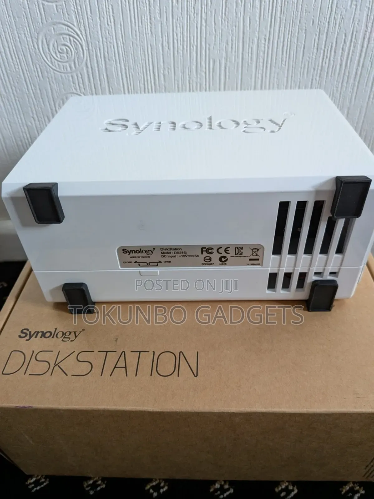 Synology Diskstation Ds215j 2-Bay Nas Storage Array (4tb)