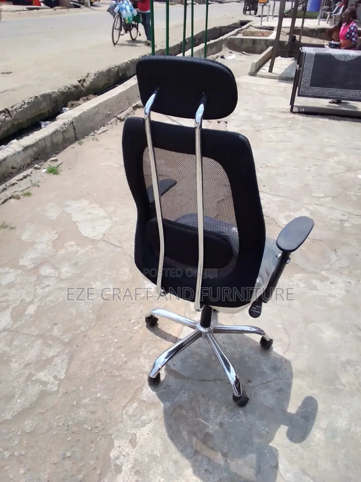 Higback Front Desk Chair
